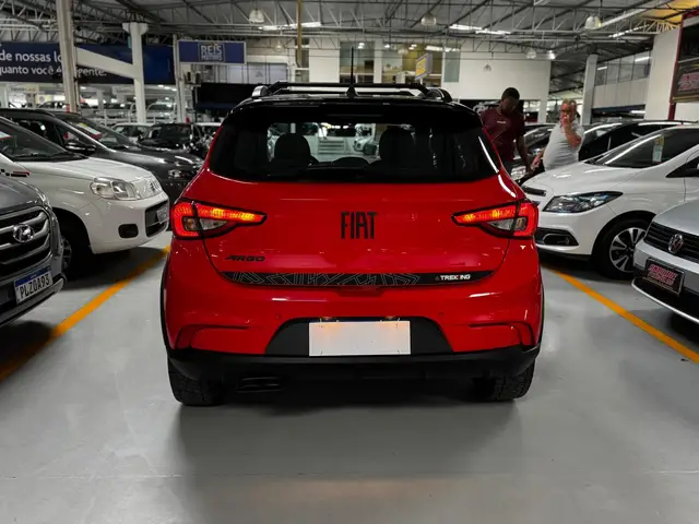 Carro Fiat Argo 2021 Trekking 1.3 (Flex)
