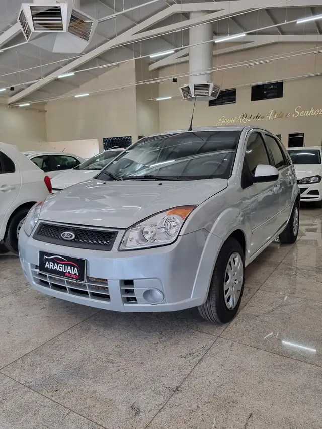 Carro Ford Fiesta Hatch 2009 1.0 (Flex)