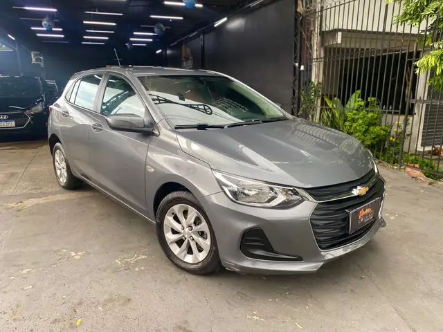Carro Chevrolet Onix 2023 LT 1.0