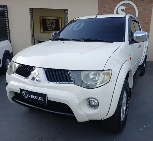 Carro Mitsubishi L200 Triton Sport 2010 L 200 Triton HPE 4x4 3.2 (aut) (cab. dupla)