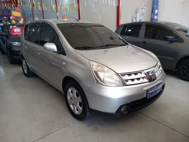Carro Nissan Livina 2010 SL 1.8 16V aut. (flex)