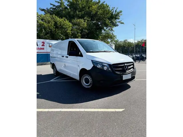 Carro Mercedes-Benz Vito 2016 1.6 CDI 111 Furgao
