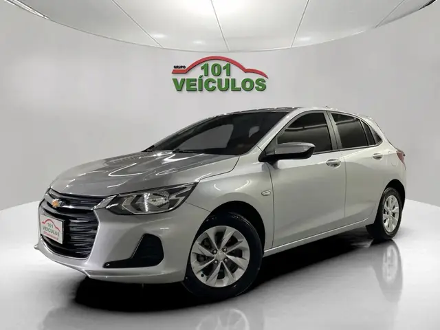 Carro Chevrolet Onix 2023 LT 1.0