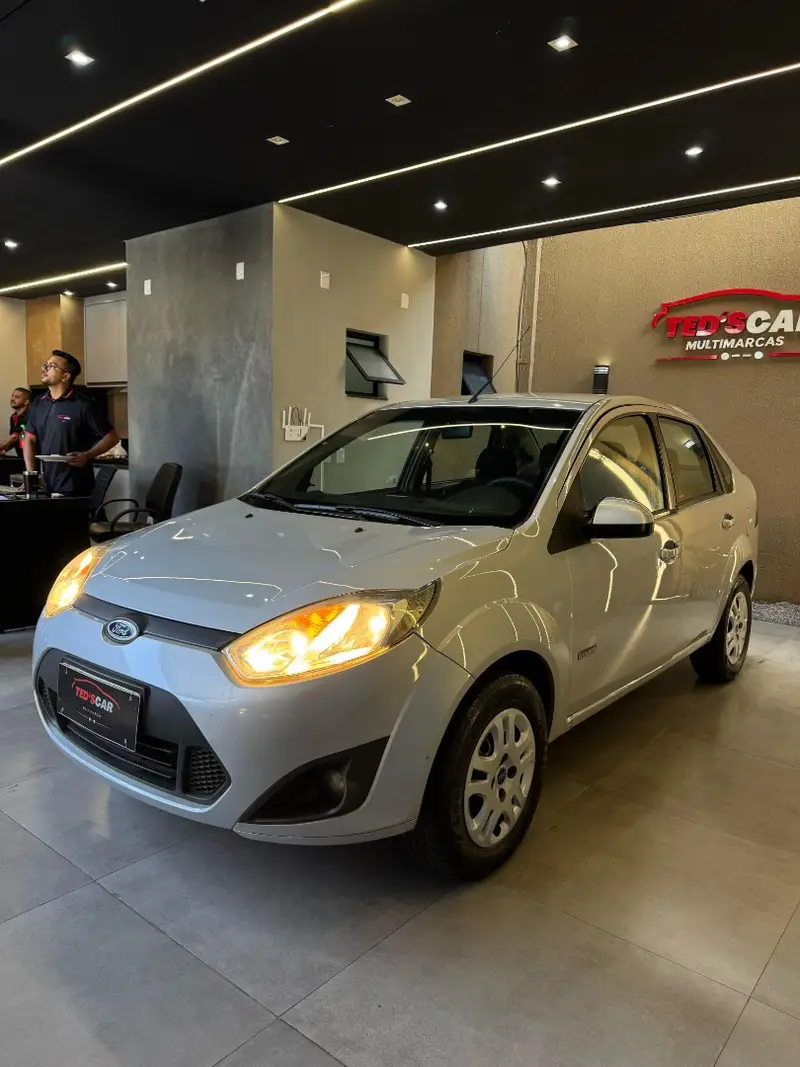 Ford Fiesta Sedan Sed. 1.6 8V Flex 4p