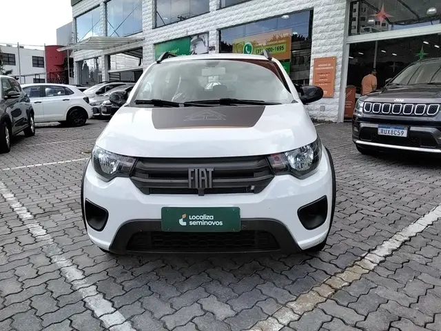 Carro Fiat Mobi 2024 Trekking 1.0