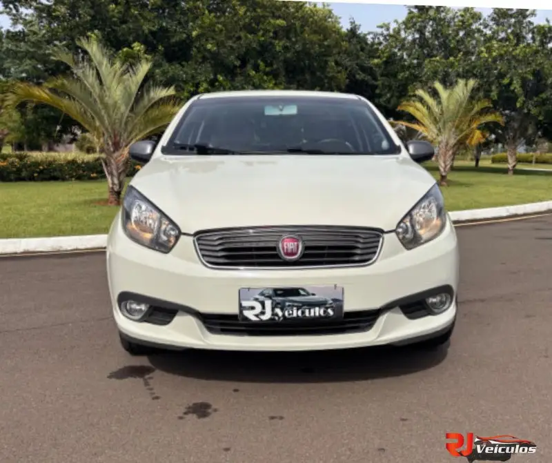 Fiat Grand Siena Essence 1.6 16V (Flex)