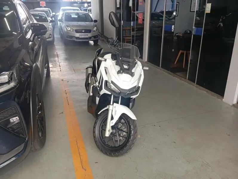Honda ADV ABS