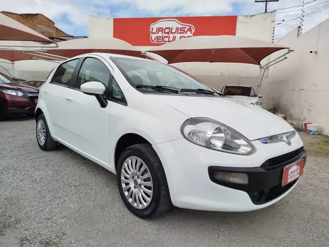 Carro Fiat Punto 2013 Attractive 1.4 (Flex)