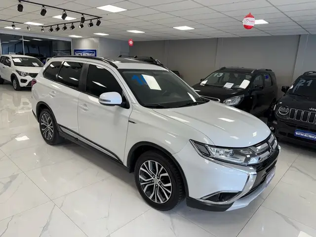 Carro Mitsubishi Outlander 2016 2.0 16V CVT