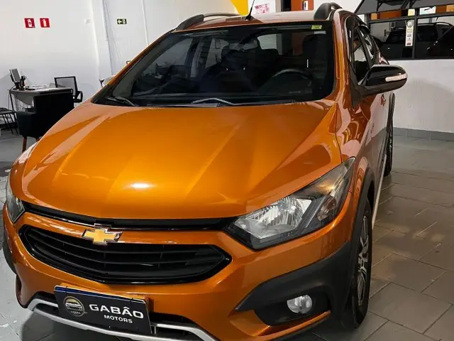 Carro Chevrolet Onix 2017 1.4 Activ SPE/4
