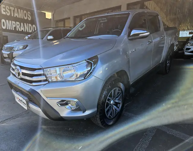 Carro Toyota Hilux Cabine Dupla 2017 Hilux 2.8 TDI SRV CD 4x4 (Aut)