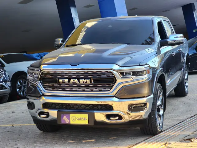 Carro RAM 1500 2023 Limited 5.7