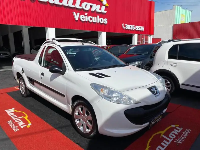 Peugeot Hoggar X-Line 1.4 (flex)