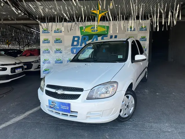 Carro Chevrolet Celta 2013 LT 1.0 (Flex)