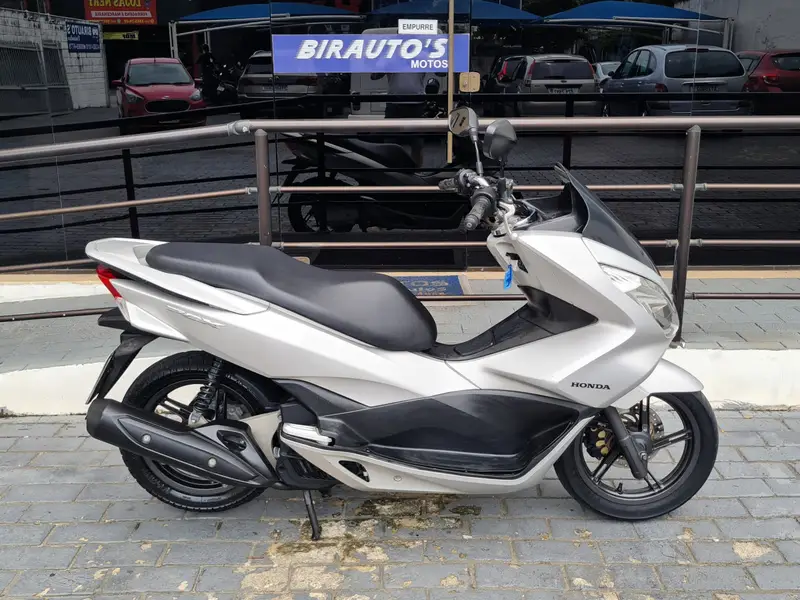 Honda PCX 150 DLX