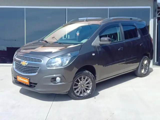 Carro Chevrolet Spin 2014 Advantage 5S 1.8 (Flex)