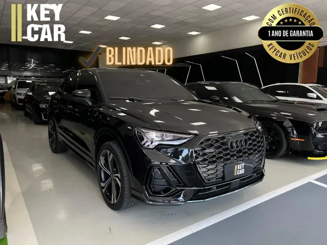 Carro Audi Q3 2023 Performance Black 2.0