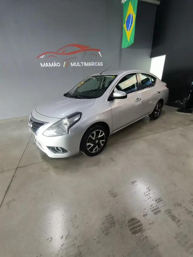 Carro Nissan Versa 2017 1.6 16V SL FlexStart CVT (Flex)
