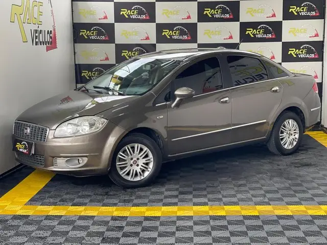 Carro Fiat Linea 2010 LX 1.9 16V (Flex)