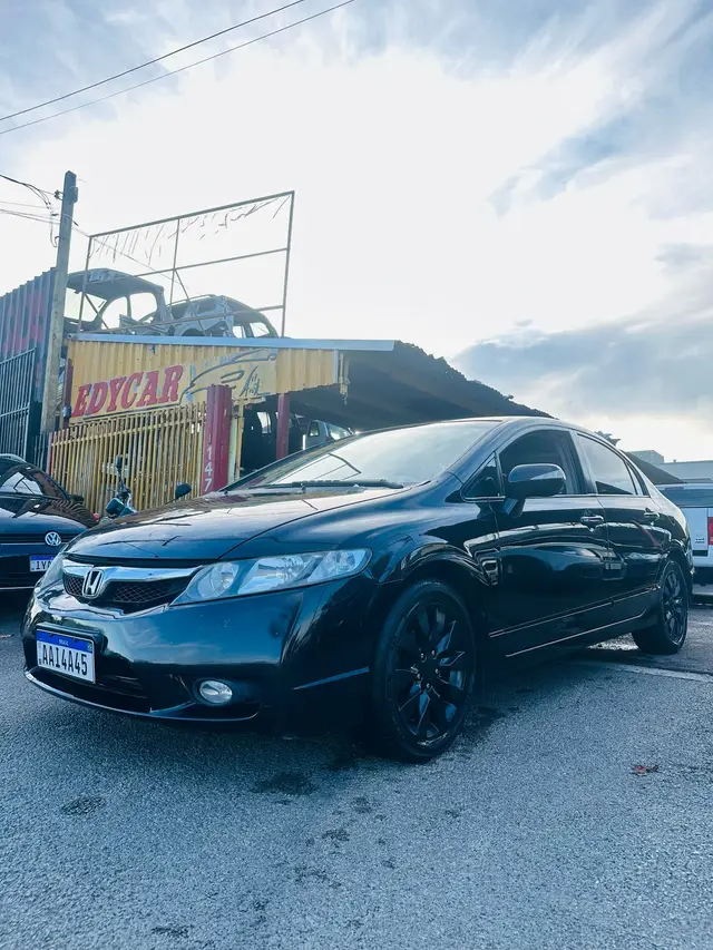 Carro Honda Civic 2011 New  LXL 1.8 i-VTEC (Couro) (Flex)