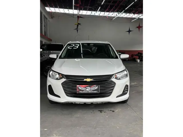 Carro Chevrolet Onix 2023 LT 1.0
