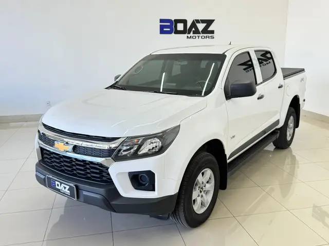 Carro Chevrolet S10 Cabine Simples 2022 S10 2.8 CTDi Cabine Simples LS 4WD