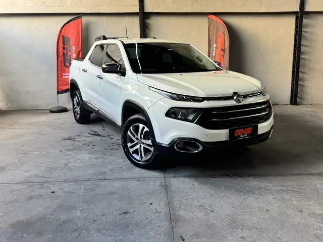Carro Fiat Toro 2017 Freedom 2.4 TigerShark AT9 (Flex)