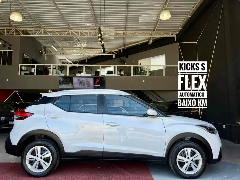 Nissan Kicks 1.6 S CVT (Flex)