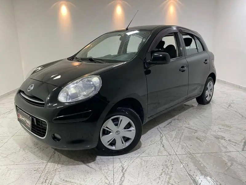 Nissan March 1.0 16V S (Flex)