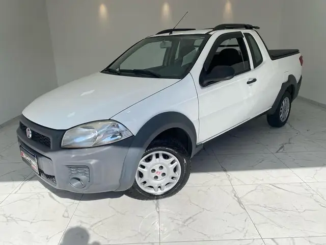 Carro Fiat Strada 2016 Working 1.4 (Flex)
