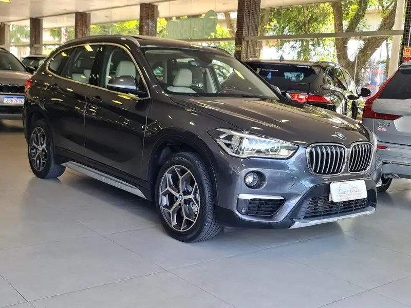 BMW X1 2.0 sDrive20i X-Line ActiveFlex