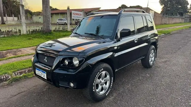 Carro Mitsubishi Pajero TR4 2008 2.0 16V