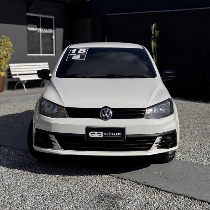 Volkswagen Voyage 1.6 Trendline (Flex)