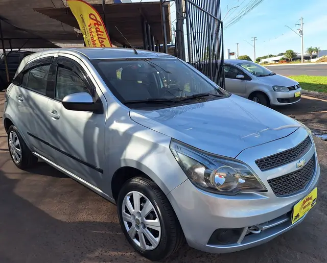 Carro Chevrolet Agile 2013 LT 1.4 8V (Flex)
