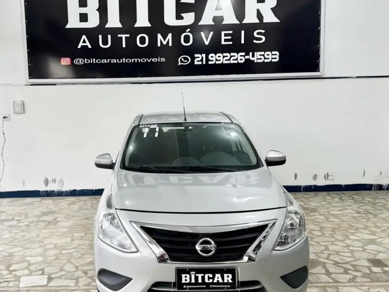 Nissan Versa 1.6 16V SV FlexStart CVT (Flex)