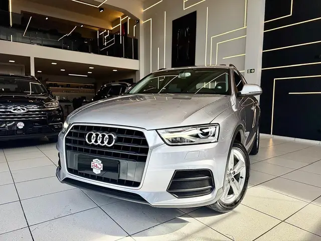 Carro Audi Q3 2016 1.4 TFSI Ambiente S Tronic