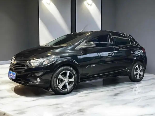 Carro Chevrolet Onix 2019 1.4 LTZ SPE/4 (Aut)