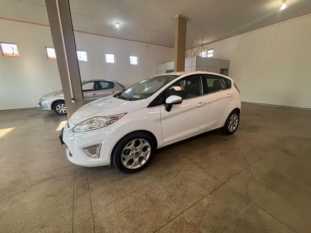 Carro Ford New Fiesta Hatch 2012 SE 1.6 16V (Flex)