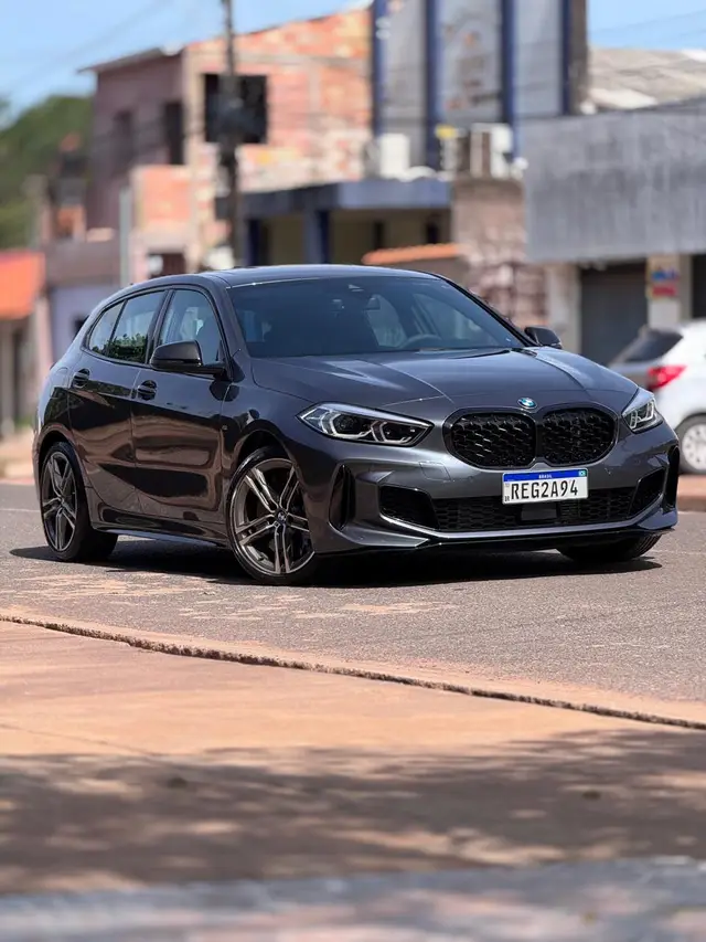 Carro BMW M135i 2021 M135i xDrive 2.0 (Aut)