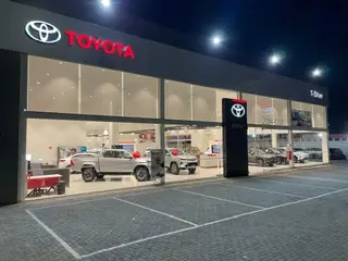 Carro Toyota Hilux Cabine Dupla 2025 SRV 4x4 2.8 Diesel