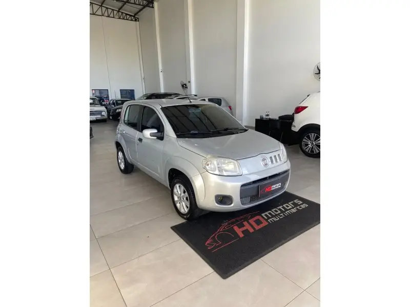 Fiat Uno Vivace 1.0 8V (Flex) 4p