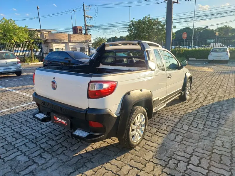 Fiat Strada Adventure 1.8 16V (Flex) (Cabine Estendida)