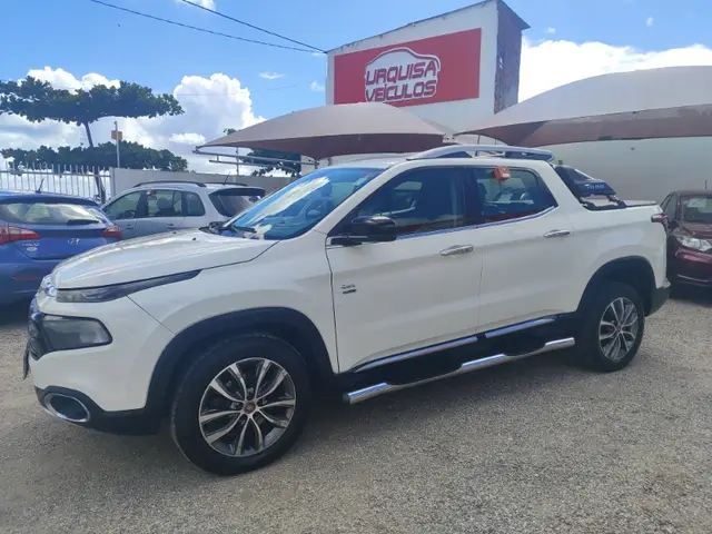 Carro Fiat Toro 2019 2.0 TDI Volcano Auto 4WD