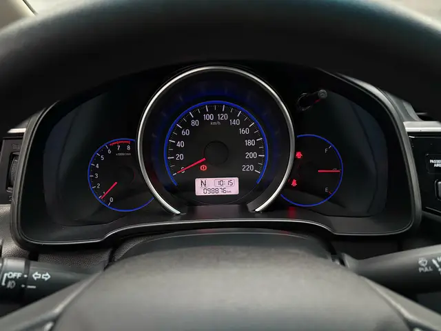 Carro Honda Fit 2020 1.5 16v LX CVT (Flex)
