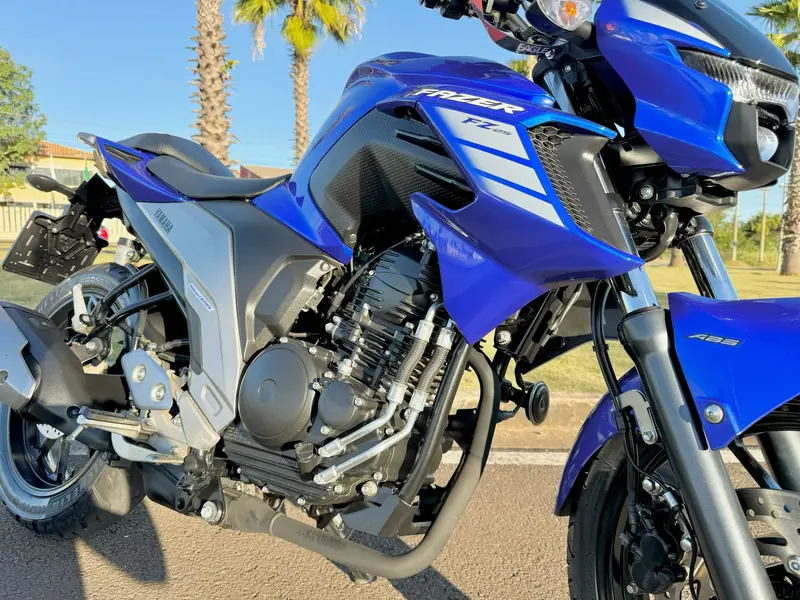 Yamaha Fazer FZ25 Flex