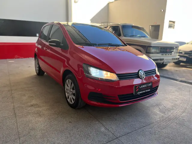 Carro Volkswagen Fox 2015 Trendline 1.6 MSI (Flex)