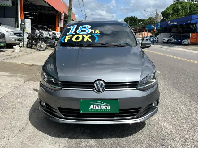 Carro Volkswagen Fox 2018 1.6 MSI Connect (Flex)