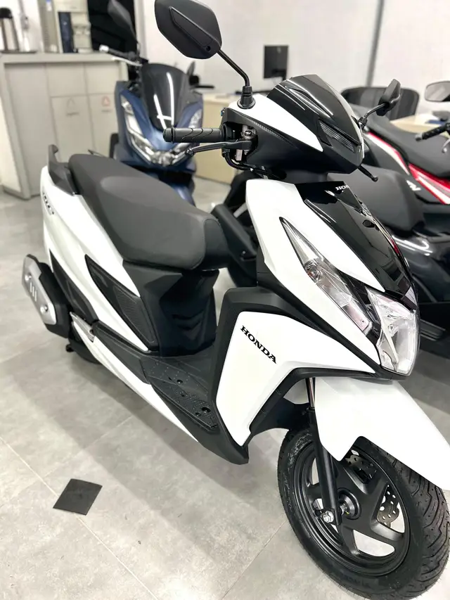 Moto Honda Elite 125 2026 CBS