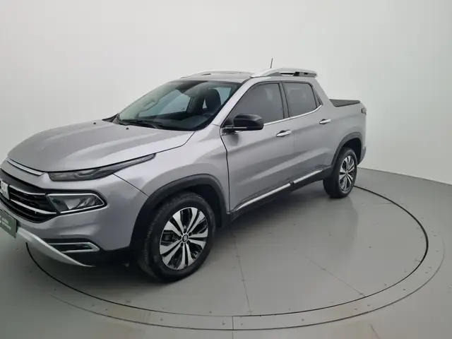 Carro Fiat Toro 2023 Volcano 2.0 TDI 4x4 (Aut)