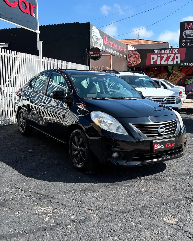 Nissan Versa 1.6 16V SL (Flex)
